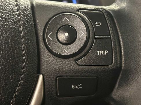 Used 2016 Toyota RAV4 XLE w/ Convenience Package image 16