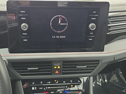 Certified 2025 Volkswagen Jetta GLI Autobahn w/ GLI Black Package image 19