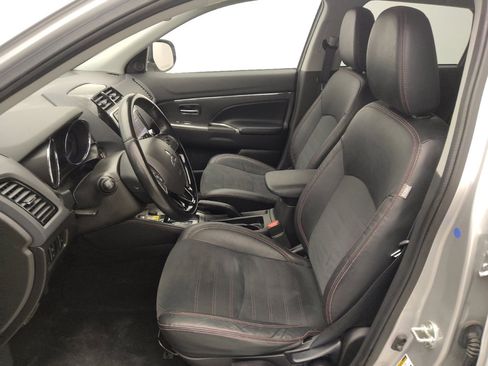 Used 2022 Mitsubishi Outlander Sport SE image 17