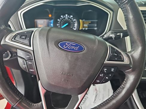 Used 2016 Ford Fusion SE FWD image 6