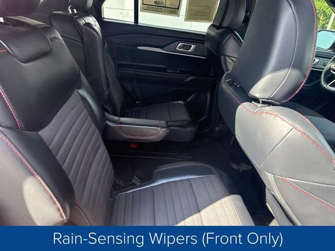 Used 2025 Ford Explorer ST-Line w/ Premium Package RWD image 29