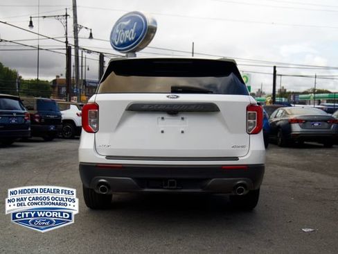 Certified 2023 Ford Explorer XLT w/ Equipment Group 202A AWD/4WD image 3