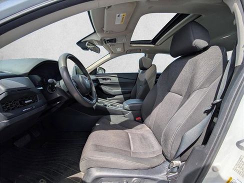 Used 2023 Honda Accord EX image 14
