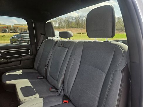 Used 2024 RAM 3500 Big Horn image 33