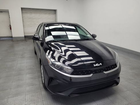 Used 2023 Kia Forte LX FWD image 14