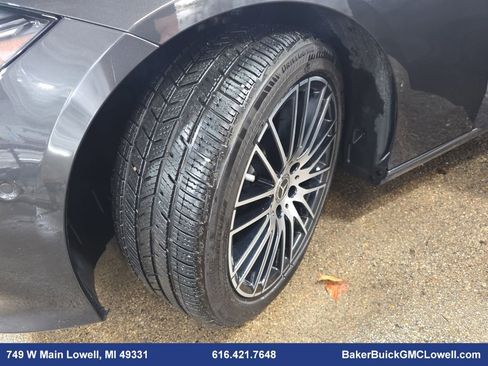 Used 2022 Mercedes-Benz C 300 4MATIC Sedan image 29