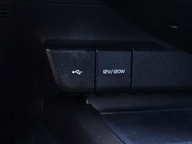 Certified 2022 Toyota Camry SE FWD image 30