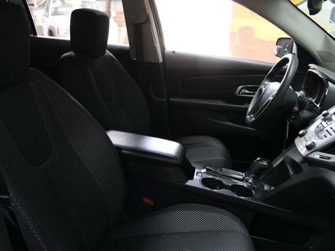 Used 2017 GMC Terrain SLE AWD/4WD image 11