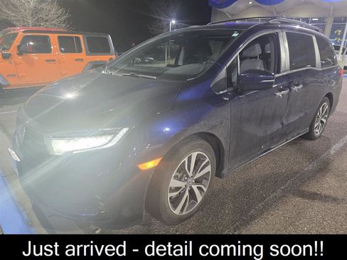 Certified 2023 Honda Odyssey Touring image 2