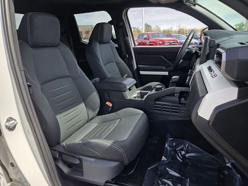 Used 2024 Toyota Tacoma TRD Sport AWD/4WD image 13