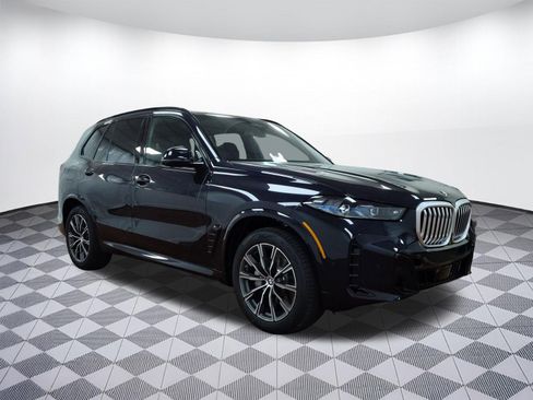 Used 2026 BMW X5 xDrive40i w/ M Sport Package AWD/4WD image 6