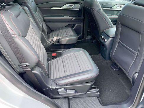 New 2026 Ford Explorer ST-Line AWD/4WD image 23