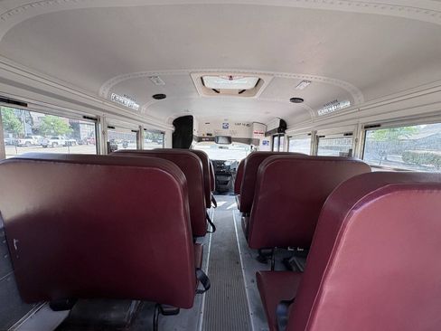 Used 2006 Chevrolet Express 3500 w/ School Bus Package RWD image 31