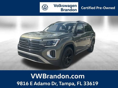 Used 2026 Volkswagen Atlas Peak Edition AWD/4WD image 1