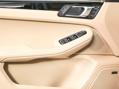 New 2026 Porsche Macan Turbo AWD/4WD image 6