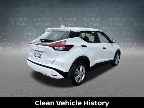 Certified 2025 Nissan Kicks Play S FWD image 6