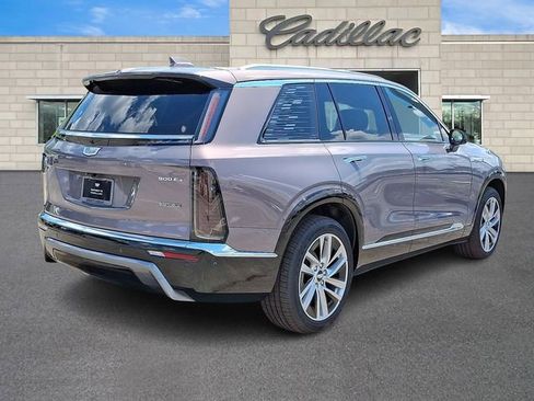 New 2026 Cadillac Vistiq Luxury w/ LPO, Floor Liner Package image 3