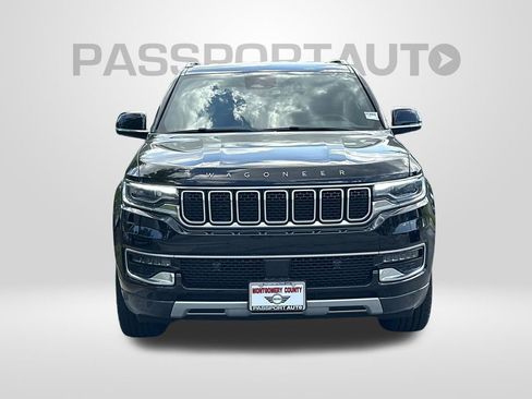 Used 2022 Jeep Wagoneer Series II AWD/4WD image 7