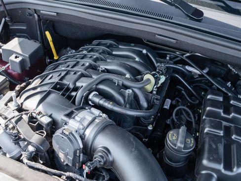 Used 2024 Dodge Durango GT RWD image 26