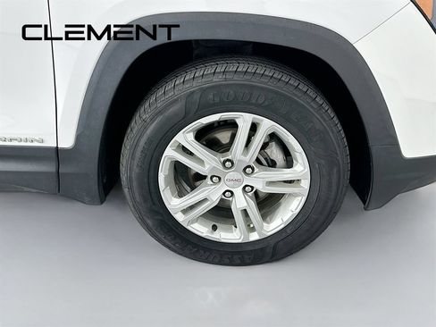Used 2022 GMC Terrain SLE w/ Driver Convenience Package AWD/4WD image 35