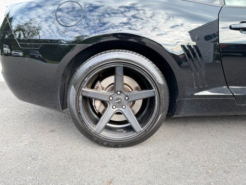 Used 2010 Chevrolet Camaro SS RWD image 35