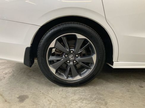Used 2021 Honda Odyssey Elite image 44