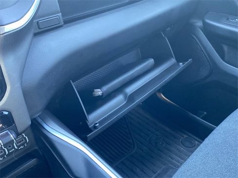 Used 2019 RAM 1500 Big Horn image 29