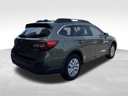 Used 2019 Subaru Outback 2.5i Premium w/ Protection Package #1 AWD/4WD image 3