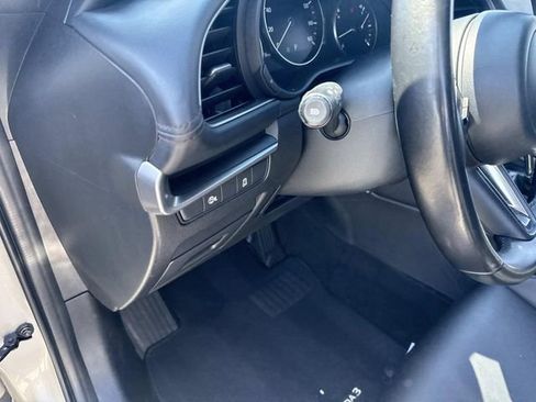 Used 2025 MAZDA MAZDA3 s Sport FWD image 21