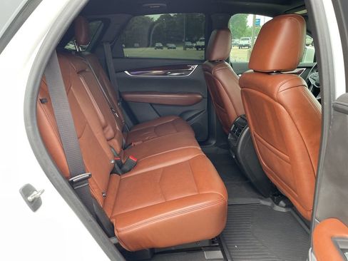 Used 2019 Cadillac XT5 Luxury FWD image 27