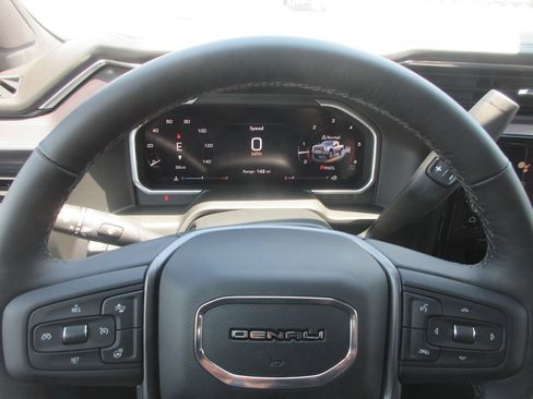 New 2026 GMC Sierra 3500 Denali Ultimate AWD/4WD image 19