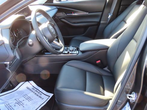 Certified 2025 MAZDA CX-30 AWD 2.5 S w/ Preferred Package image 40