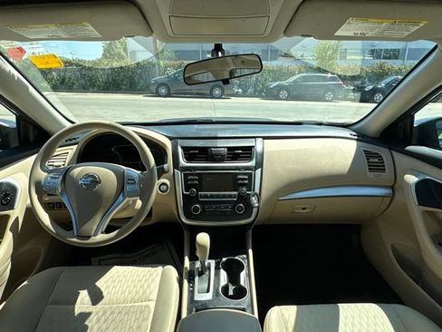 Used 2016 Nissan Altima 2.5 S w/ Power Driver Seat Package FWD image 17