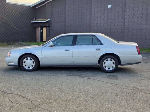 Used 2000 Cadillac De Ville FWD image 8