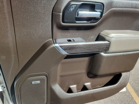 Used 2021 Chevrolet Silverado 1500 LTZ image 16