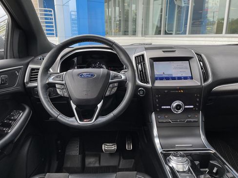 Used 2020 Ford Edge ST w/ Equipment Group 401A AWD/4WD image 19