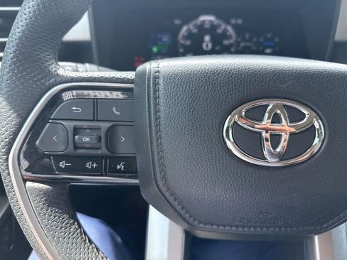 Used 2023 Toyota Tundra Limited AWD/4WD image 27