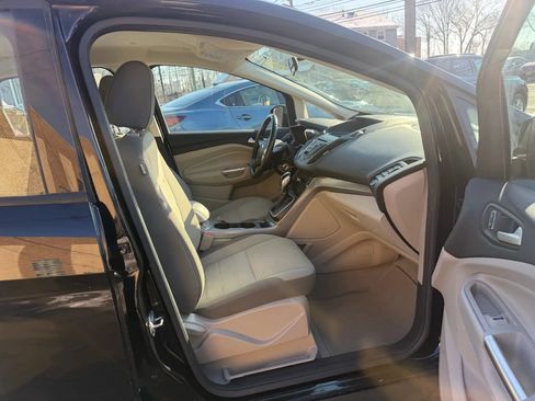 Used 2016 Ford C-MAX SE w/ Interior Protection Package image 28