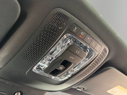 Used 2024 Mercedes-Benz EQB 250+ image 30