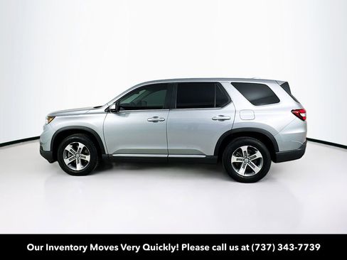 Used 2025 Honda Pilot EX-L image 4