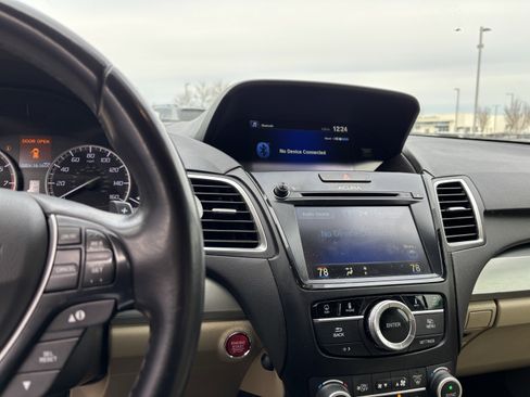 Used 2018 Acura RDX FWD w/ Technology Package image 30