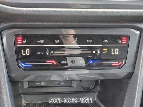 Used 2022 Volkswagen Tiguan SE FWD image 22