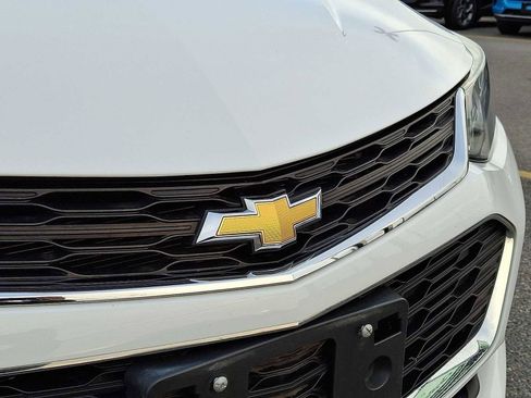 Certified 2017 Chevrolet Cruze LT image 33