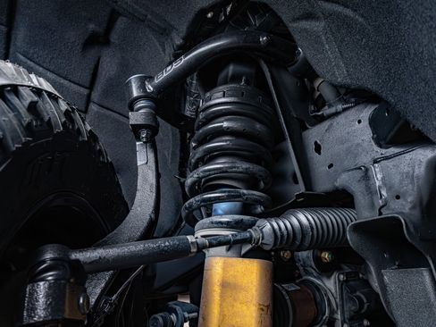 Used 2023 Chevrolet Silverado 1500 ZR2 w/ Technology Package AWD/4WD image 14