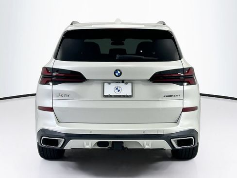 Used 2024 BMW X5 xDrive40i w/ M Sport Package AWD/4WD image 6