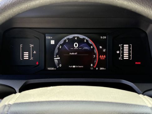 Used 2025 Toyota Tacoma SR AWD/4WD image 22