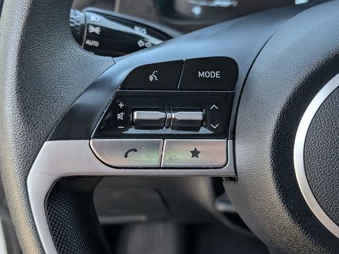 Used 2025 Hyundai Elantra Hybrid FWD image 24