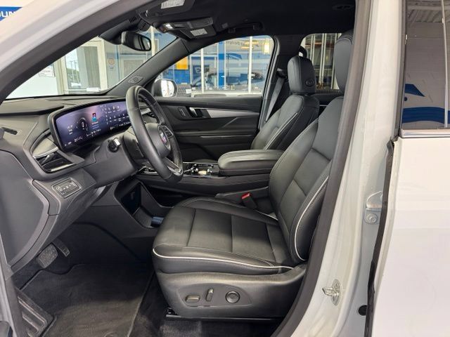 Used 2025 Buick Enclave Preferred FWD image 8