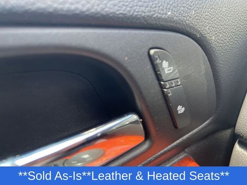 Used 2013 Chevrolet Suburban LT AWD/4WD image 11