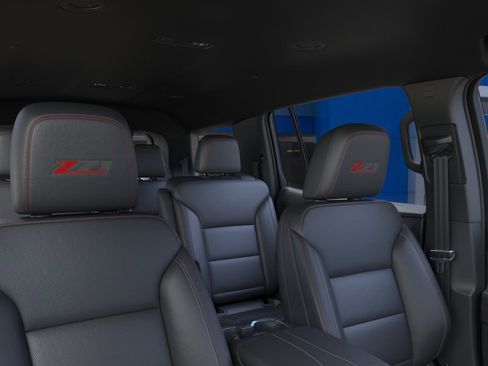 New 2026 Chevrolet Traverse Z71 image 24